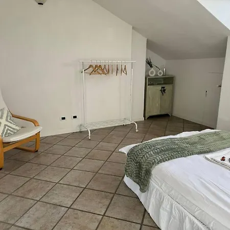 Attico Elegante Con Terrazza Panoramica, In Centro Apartment Piacenza