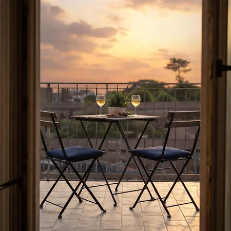 Attico Elegante Con Terrazza Panoramica, In Centro Apartment Piacenza