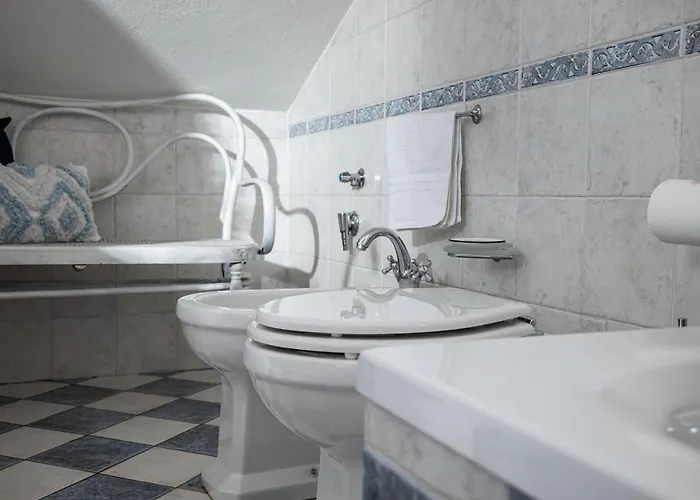 Attico Elegante Con Terrazza Panoramica, In Centro Apartmán *