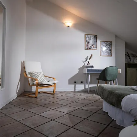 Attico Elegante Con Terrazza Panoramica, In Centro * Πιατσέντζα