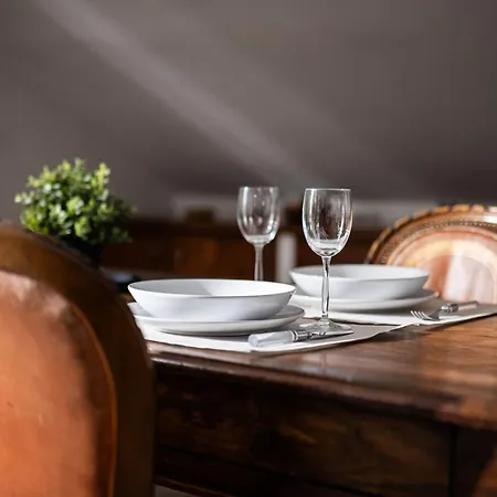 Attico Elegante Con Terrazza Panoramica, In Centro *