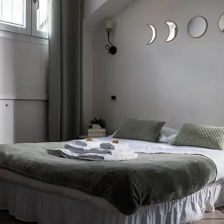 Appartamento Attico Elegante Con Terrazza Panoramica, In Centro *