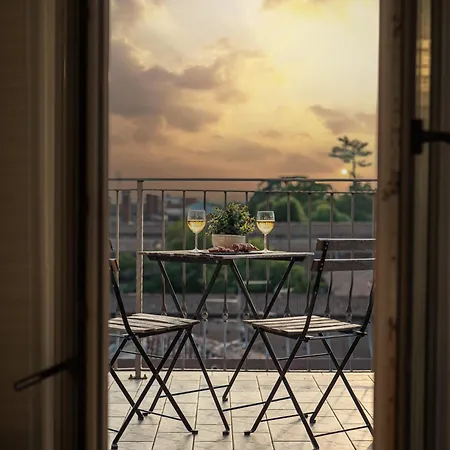 Attico Elegante Con Terrazza Panoramica, In Centro Apartment Piacenza
