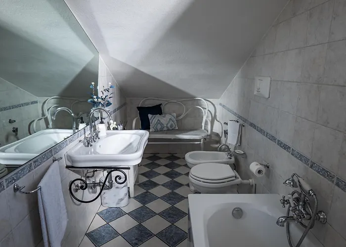 Attico Elegante Con Terrazza Panoramica, In Centro Διαμέρισμα Πιατσέντζα