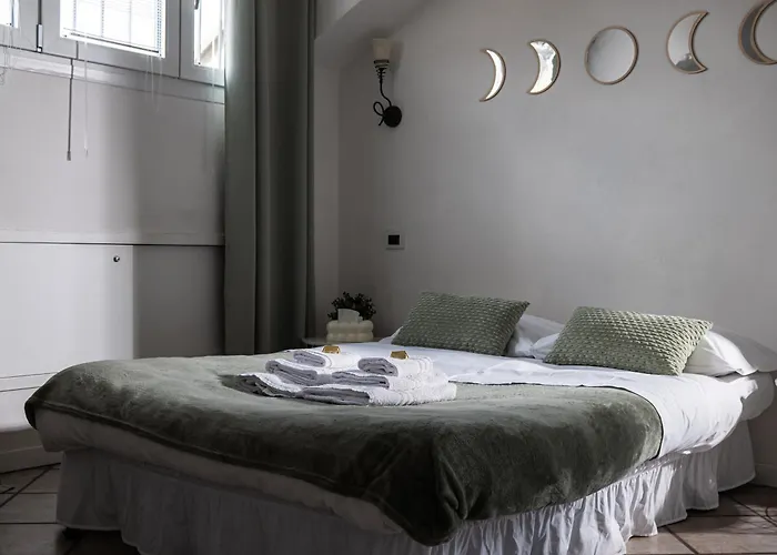 Διαμέρισμα Attico Elegante Con Terrazza Panoramica, In Centro *